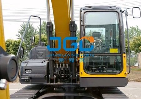 XE135D ο εκσκαφέας συνδέει μπροστινό και πίσω μέρος τους ανώτερους και χαμηλότερους ανεμοφράκτες φεγγιτών αριστερών και δεξιών πορτών