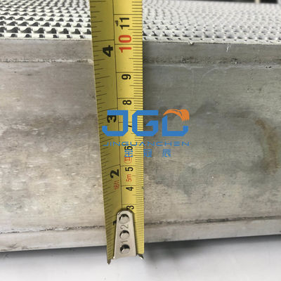 ZAX200-3 ZAX200-5G Intercooler Hitachi Excavator Charge Air Cooler 4650354 Η θερμοκρασία του αέρα είναι χαμηλότερη από τη θερμοκρασία του αέρα
