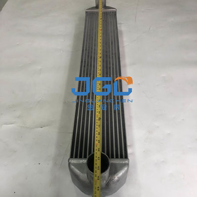 ZAX200-3 ZAX200-5G Intercooler Hitachi Excavator Charge Air Cooler 4650354 Η θερμοκρασία του αέρα είναι χαμηλότερη από τη θερμοκρασία του αέρα