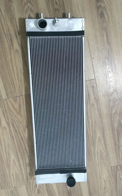 Ε312D2 Ραδιοποιητής 310 τετραγωνικών δεξαμενών Μηχανικές εφαρμογές για εξορυκτές