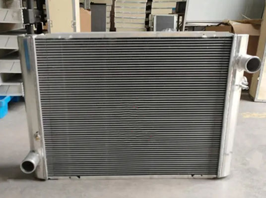 Ραδιενεργοποιητής δεξαμενής νερού 11FT-35510 11FT35510 Για την Hyundai 110D-7E 130D-7E 140D-7E Για τις ανασκαφές