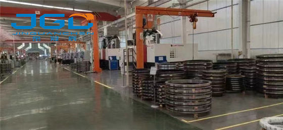 Μεγάλος εκσκαφέας erpillar E120B 120B κύκλων ταλάντευσης εκσκαφέων γυρίζοντας φέρων